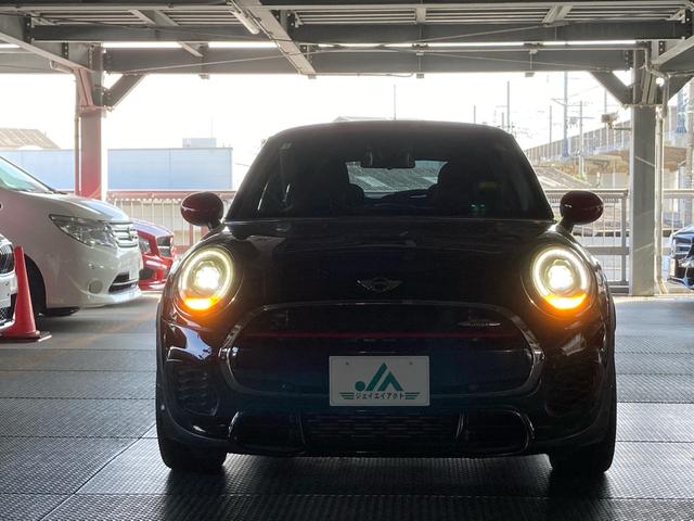 ＭＩＮＩ ジョンクーパーワークス　ＨＤＤナビ　バックモニター　ＥＴＣ　ＬＥＤライト　カーテンエアバッグ　インテリジェントキー　禁煙車（50枚目）