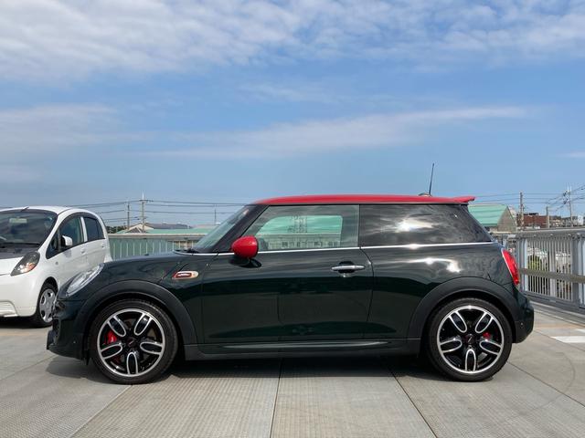 ＭＩＮＩ ジョンクーパーワークス　ＨＤＤナビ　バックモニター　ＥＴＣ　ＬＥＤライト　カーテンエアバッグ　インテリジェントキー　禁煙車（63枚目）
