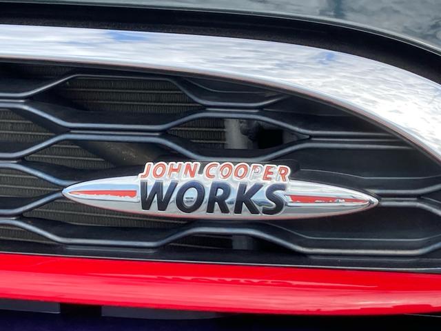 ＭＩＮＩ ジョンクーパーワークス　ＨＤＤナビ　バックモニター　ＥＴＣ　ＬＥＤライト　カーテンエアバッグ　インテリジェントキー　禁煙車（67枚目）