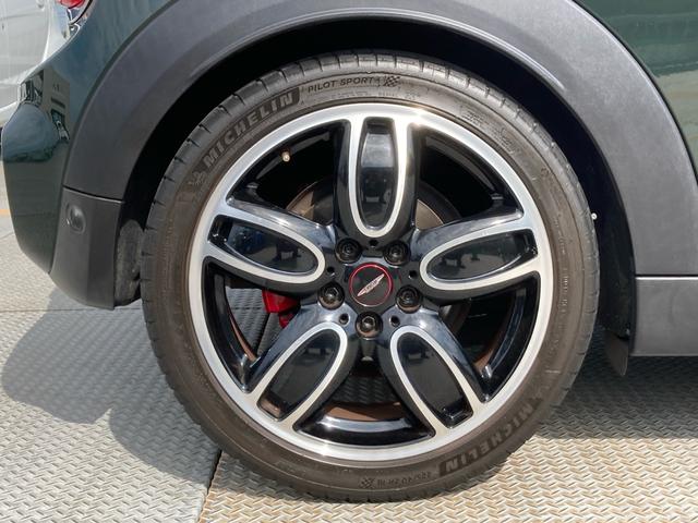 ＭＩＮＩ ジョンクーパーワークス　ＨＤＤナビ　バックモニター　ＥＴＣ　ＬＥＤライト　カーテンエアバッグ　インテリジェントキー　禁煙車（74枚目）