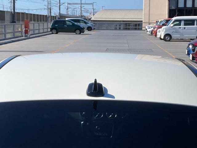 CLAクラス CLA180 スポーツ 衝突被害軽減システム 純正ナビ フルセグTV Bluetoothオーディオ 前後ドラレコ スマートキー LEDオートライト バックカメラ スマートキー 電動シート クルーズコントロール 禁煙車 ETC(55枚目)