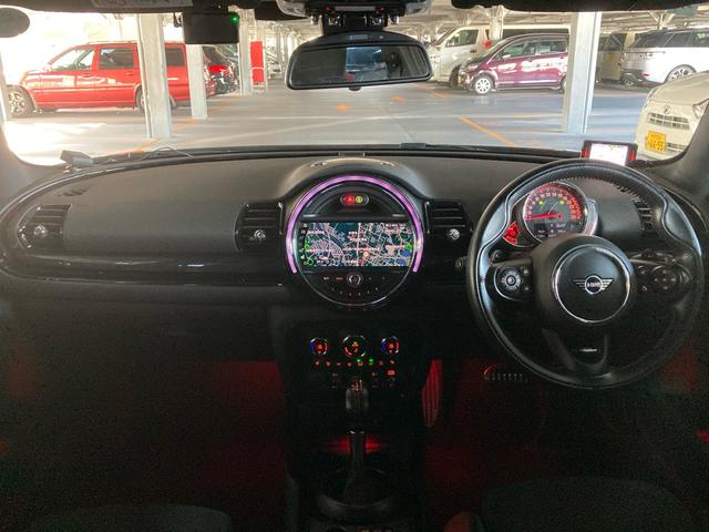MINI ジョンクーパーワークス クラブマン 衝突被害軽減ブレーキ 純正ナビ バックカメラ ドラレコ 純正ミラー一体型ETC 純正19インチアルミホイール シートヒーター アクティブクルーズコントロール パドルシフト(4枚目)