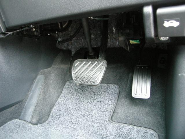 20G FOUR ガラスルーフ ETC車載器 スマートKEY 切り替え4WD Rカメラ 衝突安全ボディ サイドカメラ フルセグTV DVD再生 CD HDDナビ エアバッグ イモビ キセノンヘッドランプ キーレスキー(54枚目)