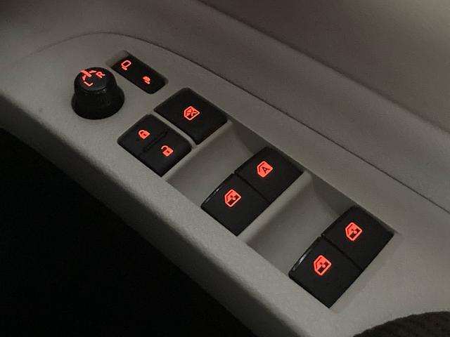 シエンタ Ｇ　衝突被害軽減ブレーキ　両側パワースライドドア　ナビ・フルセグＴＶ　ＤＶＤ　前後ドライブレコーダー　ヘッドライトＬＥＤ　ＥＴＣ　禁煙　スマートキー　プッシュスタート（33枚目）