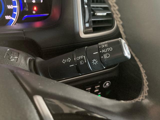 オデッセイハイブリッド ハイブリッドアブソルート・ホンダセンシングEXパック 衝突被害軽減ブレーキ ナビTV 後席モニター Bluetooth DVD 全方位カメラ 両側電動スライドドア クルーズコントロール ETC LEDライト パワーシート スマートキー プッシュスタート(27枚目)