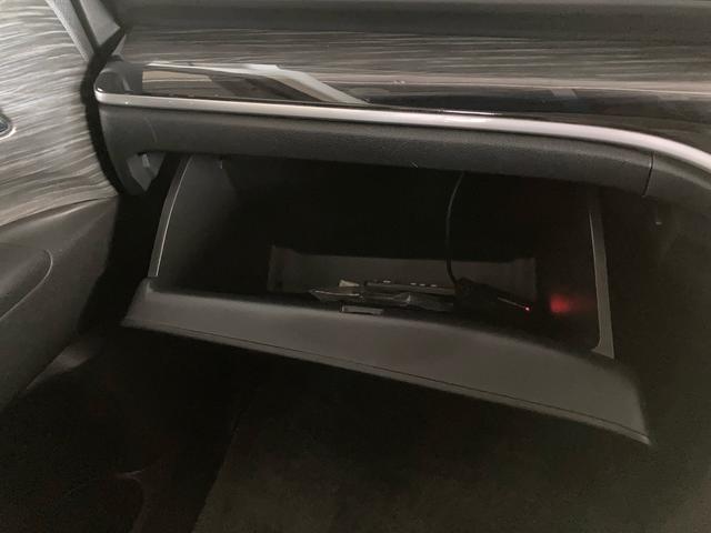 オデッセイハイブリッド ハイブリッドアブソルート・ホンダセンシングEXパック 衝突被害軽減ブレーキ ナビTV 後席モニター Bluetooth DVD 全方位カメラ 両側電動スライドドア クルーズコントロール ETC LEDライト パワーシート スマートキー プッシュスタート(33枚目)