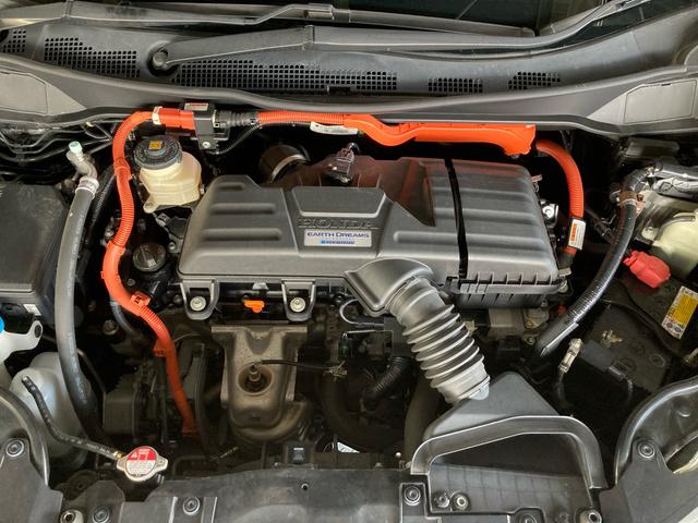 オデッセイハイブリッド ハイブリッドアブソルート・ホンダセンシングEXパック 衝突被害軽減ブレーキ ナビTV 後席モニター Bluetooth DVD 全方位カメラ 両側電動スライドドア クルーズコントロール ETC LEDライト パワーシート スマートキー プッシュスタート(74枚目)