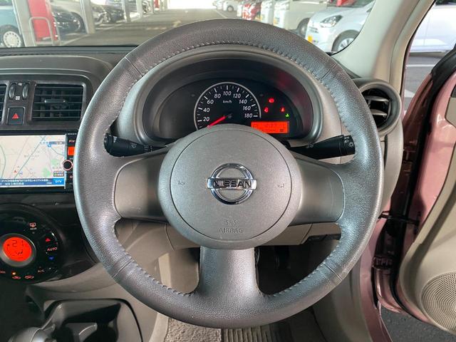 マーチ ボレロ　ＡＵＸ接続　横滑防止装置　電動格納ミラー　ＤＶＤ再生　ナビＴＶ　アイドリングＳ　パワーウィンドウ　禁煙　イモビライザー　フルセグＴＶ　キーレス　スマートキー　ＢＬＵＥＴＯＯＴＨ　オートライト（13枚目）