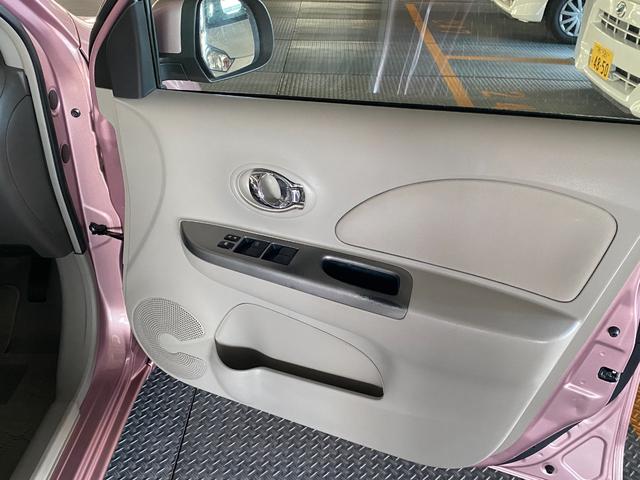 マーチ ボレロ　ＡＵＸ接続　横滑防止装置　電動格納ミラー　ＤＶＤ再生　ナビＴＶ　アイドリングＳ　パワーウィンドウ　禁煙　イモビライザー　フルセグＴＶ　キーレス　スマートキー　ＢＬＵＥＴＯＯＴＨ　オートライト（47枚目）