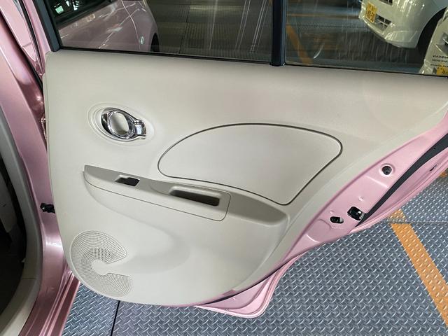 マーチ ボレロ　ＡＵＸ接続　横滑防止装置　電動格納ミラー　ＤＶＤ再生　ナビＴＶ　アイドリングＳ　パワーウィンドウ　禁煙　イモビライザー　フルセグＴＶ　キーレス　スマートキー　ＢＬＵＥＴＯＯＴＨ　オートライト（48枚目）