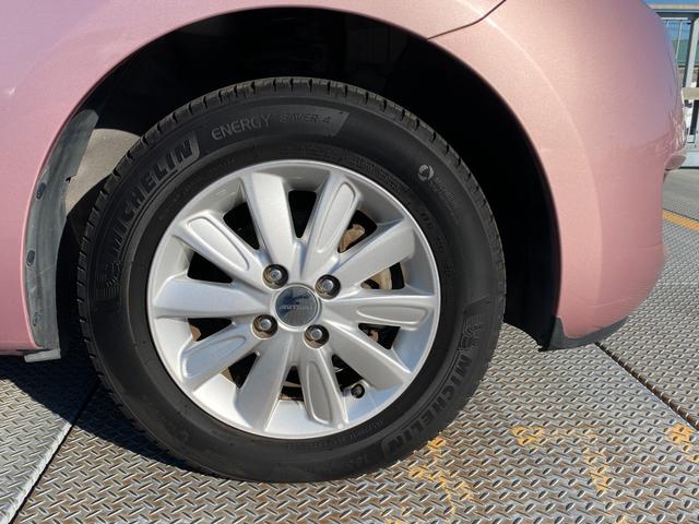 マーチ ボレロ　ＡＵＸ接続　横滑防止装置　電動格納ミラー　ＤＶＤ再生　ナビＴＶ　アイドリングＳ　パワーウィンドウ　禁煙　イモビライザー　フルセグＴＶ　キーレス　スマートキー　ＢＬＵＥＴＯＯＴＨ　オートライト（57枚目）