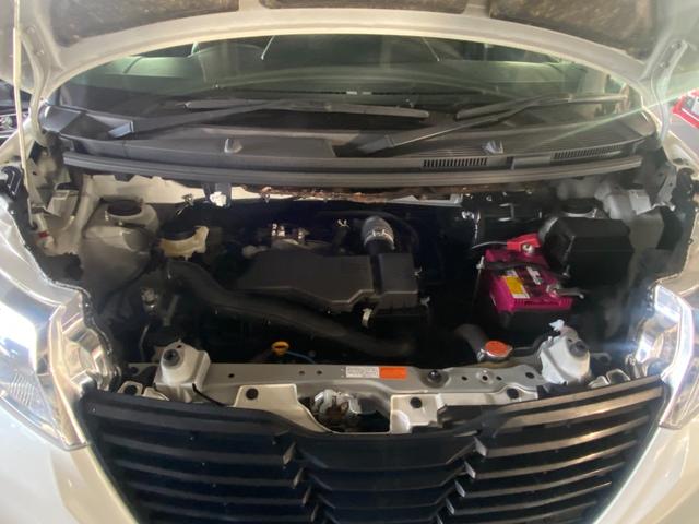 ルーミー Ｇ　衝突軽減ブレーキ　コーナーセンサー　フロントフォグランプ　両側パワースライドドア　純正ナビ　テレビ　Ｂｌｕｅｔｏｏｔｈ　プッシュスタート　スマートキー　クルーズコントロール（5枚目）