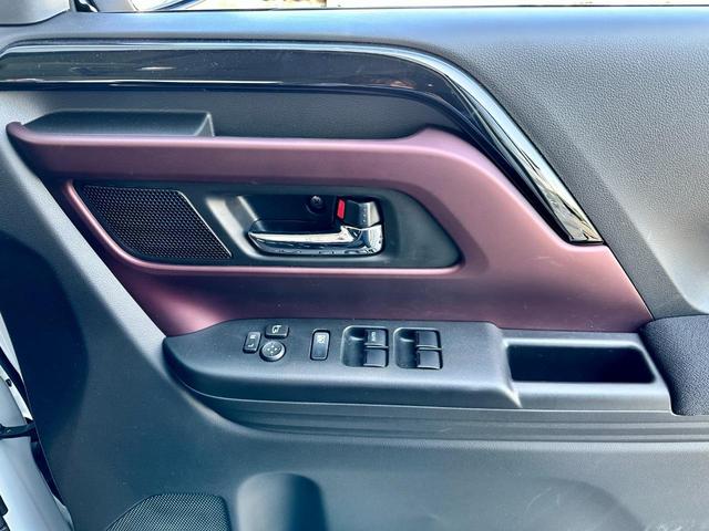 スペーシアカスタム ハイブリッドＸＳ　純正９インチメモリーナビ・スマホ接続・Ｂｌｕｅｔｏｏｔｈ　全方位カメラ　フルセグＴＶ　両側電動スライドドア　マルチユースフラップ　前席シートヒーター　ステアリングヒーター　リアスリムサーキュレーター（32枚目）
