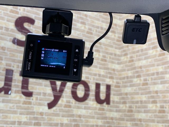 キャロル ＧＬ　ケンウッドＳＤナビ　ＥＴＣ　アイドリングストップ　コーナーセンサー　前席シートヒータ　ＬＥＤヘッドライト　フロアマット　バックカメラ　デュアルカメラブレーキサポート　電格ドアミラー　レンタアップ車（7枚目）