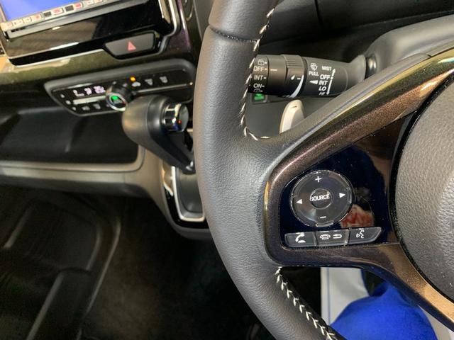 N-BOXカスタム G・Lターボホンダセンシング ETC ホンダセンシング クルーズコントロール ハーフレザーシート パドルシフト ステアリングスイッチ オートライト シーケンシャルパターンランプ  USB充電ソケット LEDヘッドライト(15枚目)