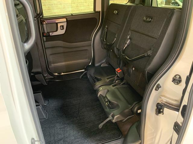 N-BOXカスタム G・Lターボホンダセンシング ETC ホンダセンシング クルーズコントロール ハーフレザーシート パドルシフト ステアリングスイッチ オートライト シーケンシャルパターンランプ  USB充電ソケット LEDヘッドライト(29枚目)