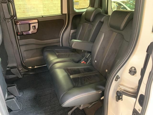 N-BOXカスタム G・Lターボホンダセンシング ETC ホンダセンシング クルーズコントロール ハーフレザーシート パドルシフト ステアリングスイッチ オートライト シーケンシャルパターンランプ  USB充電ソケット LEDヘッドライト(30枚目)