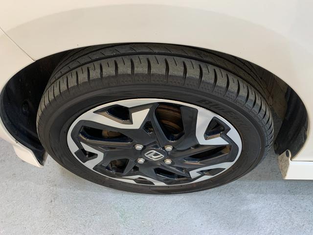 N-BOXカスタム G・Lターボホンダセンシング ETC ホンダセンシング クルーズコントロール ハーフレザーシート パドルシフト ステアリングスイッチ オートライト シーケンシャルパターンランプ  USB充電ソケット LEDヘッドライト(49枚目)