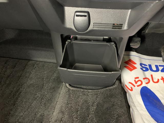 デイズ ハイウェイスター　Ｇターボ　純正ＳＤナビ　フルセグ　ＥＴＣ　アラウンドビューモニター　エマージェンシーブレーキ　コーナーセンサ　フォグランプ　ＬＥＤヘッドライト　ＵＳＢ充電ポート　ステアリングスイッチ　フロントイルミネーション（12枚目）