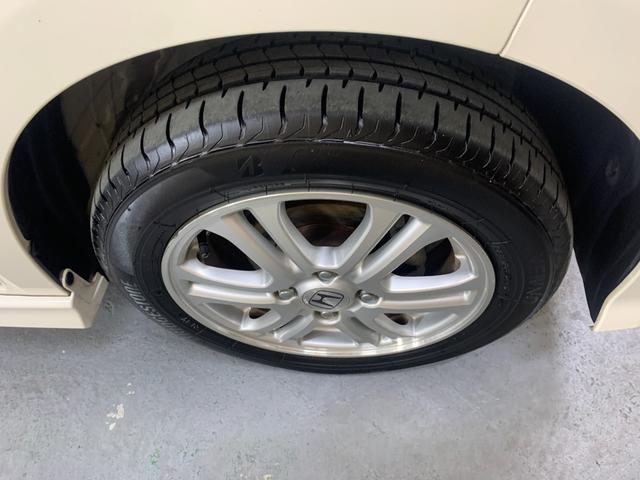 N-BOXカスタム G・Lパッケージ プッシュスタートエンジン クラリオンCDオーディオ ETC 左側パワースライドドア 純正HIDヘッドライト ステアリングスイッチ オートライト フロントフォグランプ マット・バイザー(41枚目)