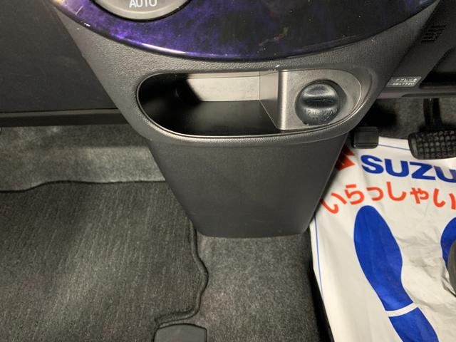 タント カスタムRS トップエディションSAII 純正SDナビ フルセグTV バックカメラ ETC 両側パワースライドドア 革巻きステアリング ステアリングスイッチ オートライト ハーフレザーシート リアロールサンシェード フロントイルミネーション(13枚目)