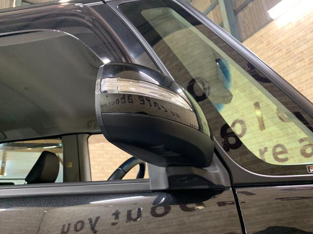 タント カスタムRS トップエディションSAII 純正SDナビ フルセグTV バックカメラ ETC 両側パワースライドドア 革巻きステアリング ステアリングスイッチ オートライト ハーフレザーシート リアロールサンシェード フロントイルミネーション(38枚目)