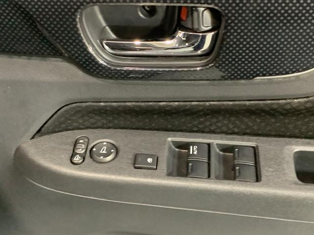 N-WGNカスタム G・ターボパッケージ 純正SDナビ ワンセグテレビ バックカメラ 純正HIDヘッドライト 革巻きステアリング オートライト ステアリングスイッチ パドルシフト ハーフレザーシート クルーズコントロール(23枚目)