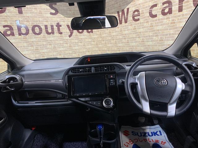 アクア Ｇブラックソフトレザーセレクション　純正９インチＳＤナビ　フルセグ　ビルトインＥＴＣ　プロジェクターヘッドライト　ＬＥＤヘッドライト　クルーズコントロール　前席シートヒータ　フォグランプ　社外アルミホイール　バックカメラ（16枚目）