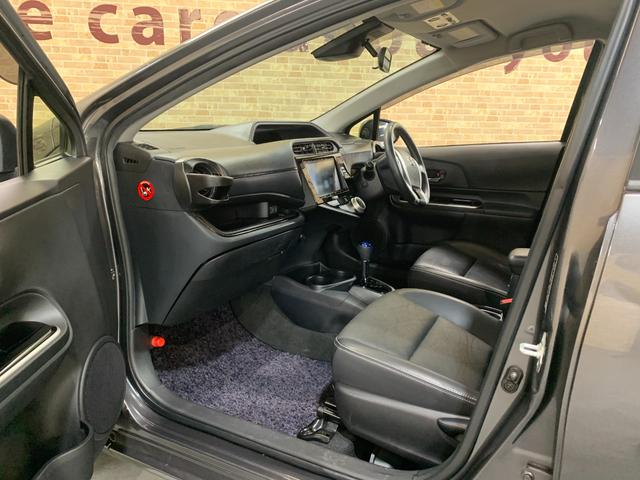 アクア Ｇブラックソフトレザーセレクション　純正９インチＳＤナビ　フルセグ　ビルトインＥＴＣ　プロジェクターヘッドライト　ＬＥＤヘッドライト　クルーズコントロール　前席シートヒータ　フォグランプ　社外アルミホイール　バックカメラ（21枚目）