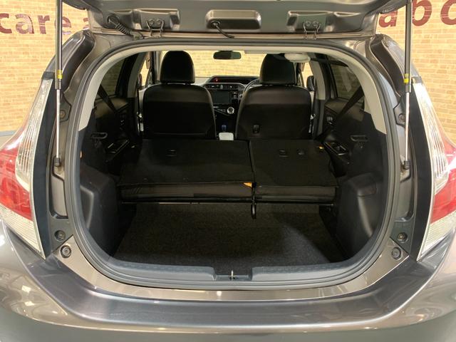 アクア Ｇブラックソフトレザーセレクション　純正９インチＳＤナビ　フルセグ　ビルトインＥＴＣ　プロジェクターヘッドライト　ＬＥＤヘッドライト　クルーズコントロール　前席シートヒータ　フォグランプ　社外アルミホイール　バックカメラ（26枚目）