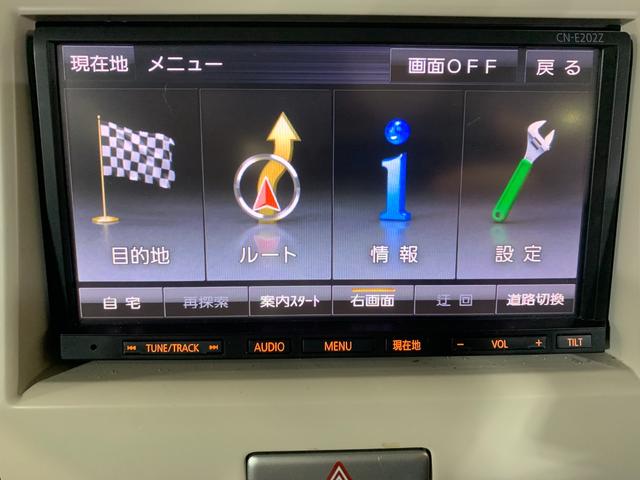 アルトラパンショコラ Ｇ　純正ＳＤナビ　ワンセグ　電格ドアミラー　プッシュスタートエンジン　オートライト　ＨＩＤヘッドライト　オリジナルシートカバー　純正１４インチアルミホイール　チルトステアリング　盗難防止システム（9枚目）