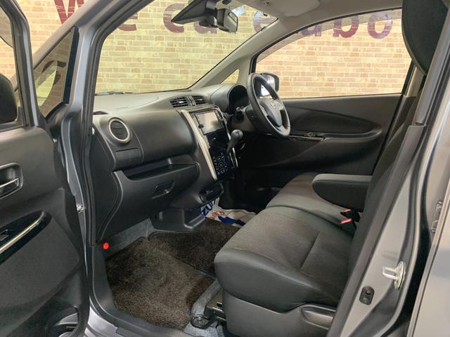 デイズ ハイウェイスター　Ｘ　純正ＳＤナビ　フルセグテレビ　アラウンドビューモニター　ＥＴＣ　アイドリングストップ　オートライト　エマージェンシーブレーキ　革巻きステアリング　ステアリングスイッチ（16枚目）