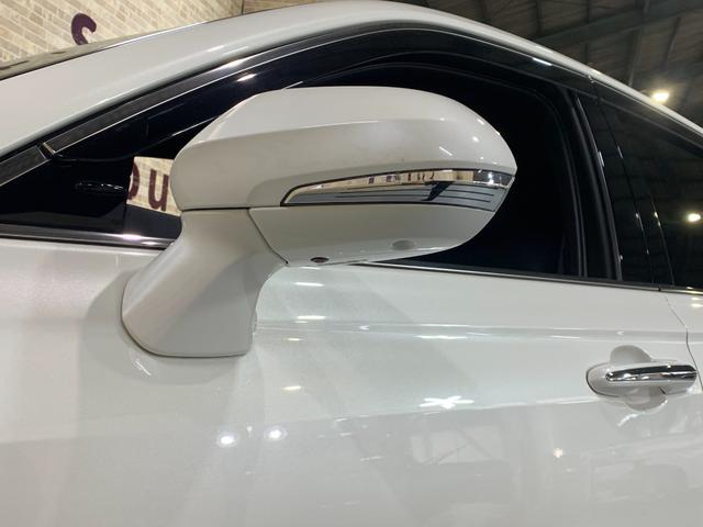 クラウンハイブリッド RS リミテッド 純正SDナビ フルセグテレビ MOPパノラミックビューモニター MOP本革シート MOPブラインドスポットモニター 専用18インチアルミホイール 専用フロアマット ヘッドアップディスプレイ(32枚目)