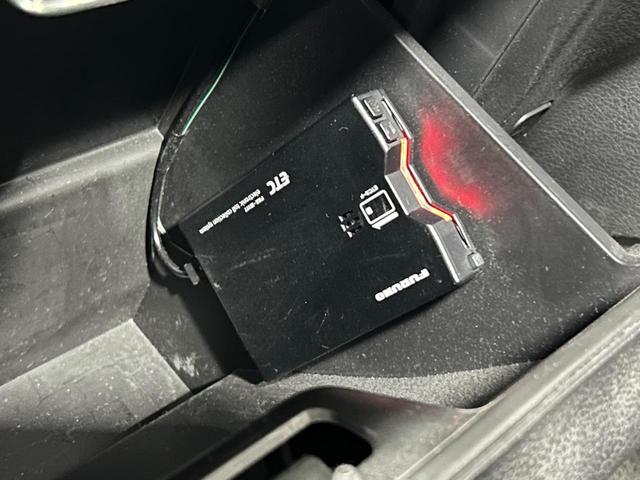 スペーシア ハイブリッドＧ　保証付き　修復歴無　ＥＴＣ　１オーナー禁煙車　Ｂカメラ　Ｐスタート　横滑り防止　アイドリングストップ　メモリーナビ　地デジＴＶ　オートライト　オートエアコン　スマートキー　電動格納ミラー　両側スライド（6枚目）