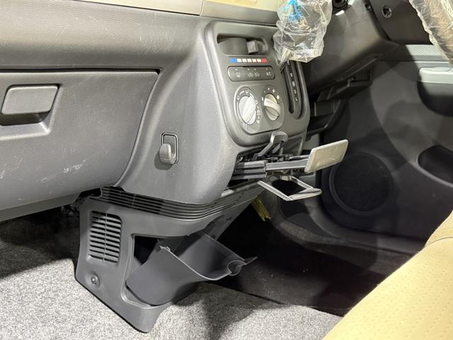 アルトラパン Ｇ　保証付き　修復歴無　Ｐスタート　スマートキー　ＡＢＳ付　純正オーディオ　ＣＤ　ベンチシート　フルフラット　運転席シートリフター　レベライザー　ＣＶＴ　エアコン　パワステ　パワーウィンドウ　Ｗエアバッグ（73枚目）