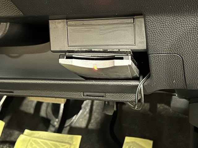 アルトラパン Ｇ　保証付き　修復歴無　ＥＴＣ　プッシュスタート　スマートキー　純正オーディオ　ＣＤ　レベライザー　ベンチシート　フルフラット　エアコン　パワステ　パワーウィンドウ　ＡＢＳ　運転席・助手席エアバッグ（67枚目）