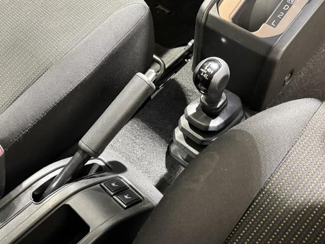 ジムニー ＸＣ　保証付　修復歴無　４ＷＤ　ターボ　ＥＴＣ　Ｂカメ　シートＨ　ＤＳＢＳ　レーンアシスト　クルコン　ＨＤＣ　ＬＥＤオートライト　フォグ　Ｐスタ　フルセグナビ　ＢＴ　ＤＶＤ　ステリモ　純正１６ＡＷ　Ｗレター（72枚目）
