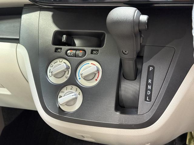 デイズルークス Ｓ　保証付　修復歴無　アイドリングストップ　電動格納ミラー　キーレス　両側スライド　ベンチシート　純正オーディオ　ＣＤ　ＡＵＸ　ＦＭ／ＡＭラジオ　レベライザー　エアコン　パワステ　パワーウィンドウ　ＡＢＳ（67枚目）