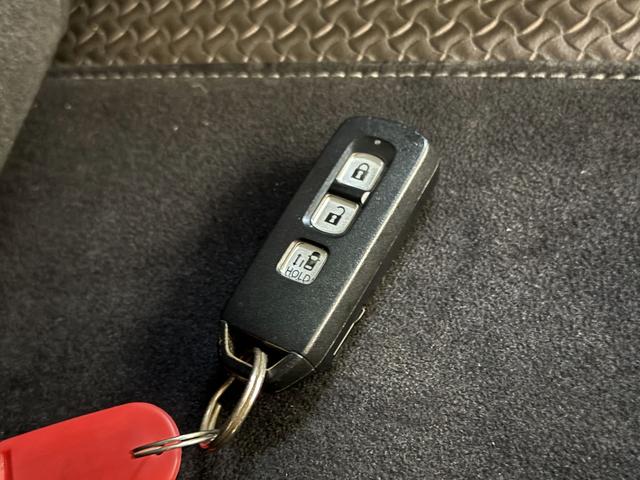 Ｎ－ＢＯＸカスタム Ｇ・Ｌホンダセンシング　保証付き　修復歴無　ＥＴＣ　Ｂカメラ　ＡＣＣ　ＰＳＤ　ＬＥＤオートライト　フォグ　衝突軽減Ｂ　ＥＳＣ　レーンアシスト　Ｐスタート　フルセグナビ　ＢＴ　ＤＶＤ　ステリモ　スマートキー　純正１４インチＡＷ（80枚目）