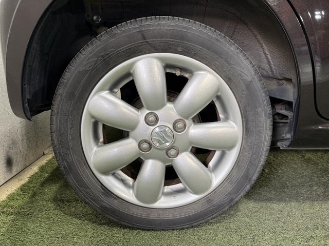 ＭＲワゴン １０ｔｈアニバーサリー　リミテッド　保証付き　修復歴無　Ｂカメラ　ＨＩＤオートライト　Ｐスタート　タッチパネルオーディオ　ＵＳＢ　ＣＤ　ステアリングスイッチ　スマートキー　純正１４インチＡＷ　ウィンカーミラー　ベンチシート　フルフラット（24枚目）