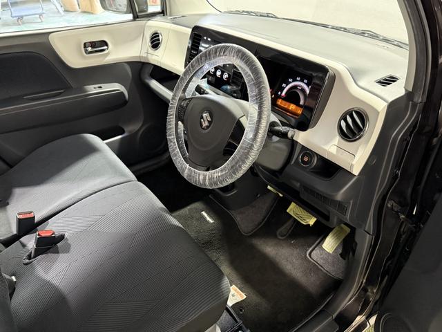 ＭＲワゴン １０ｔｈアニバーサリー　リミテッド　保証付き　修復歴無　Ｂカメラ　ＨＩＤオートライト　Ｐスタート　タッチパネルオーディオ　ＵＳＢ　ＣＤ　ステアリングスイッチ　スマートキー　純正１４インチＡＷ　ウィンカーミラー　ベンチシート　フルフラット（29枚目）