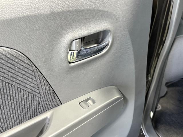 ＭＲワゴン １０ｔｈアニバーサリー　リミテッド　保証付き　修復歴無　Ｂカメラ　ＨＩＤオートライト　Ｐスタート　タッチパネルオーディオ　ＵＳＢ　ＣＤ　ステアリングスイッチ　スマートキー　純正１４インチＡＷ　ウィンカーミラー　ベンチシート　フルフラット（57枚目）