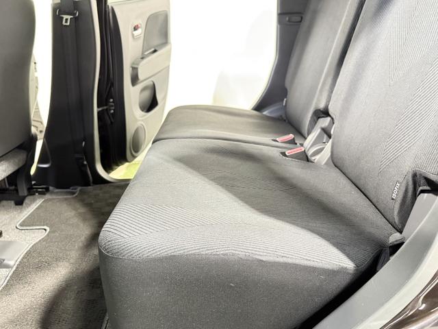 ＭＲワゴン １０ｔｈアニバーサリー　リミテッド　保証付き　修復歴無　Ｂカメラ　ＨＩＤオートライト　Ｐスタート　タッチパネルオーディオ　ＵＳＢ　ＣＤ　ステアリングスイッチ　スマートキー　純正１４インチＡＷ　ウィンカーミラー　ベンチシート　フルフラット（60枚目）