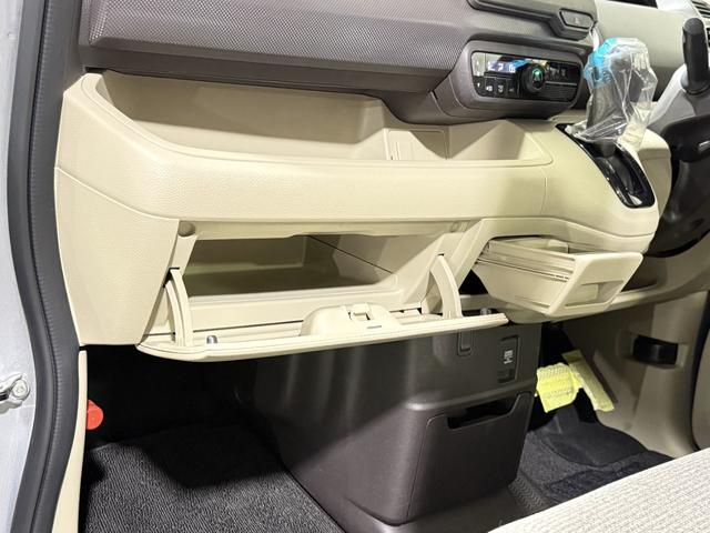 Ｎ－ＢＯＸ Ｇ　保証付　修復歴無　ＬＥＤヘッドライト　ＥＳＣ　Ｐスタート　アイドリングＳ　オートエアコン　スマートキー　ウィンカー付電動格納ミラー　ベンチシート　両側スライド　ＣＤ　パワステ　パワーウィンドウ　ＡＢＳ（71枚目）