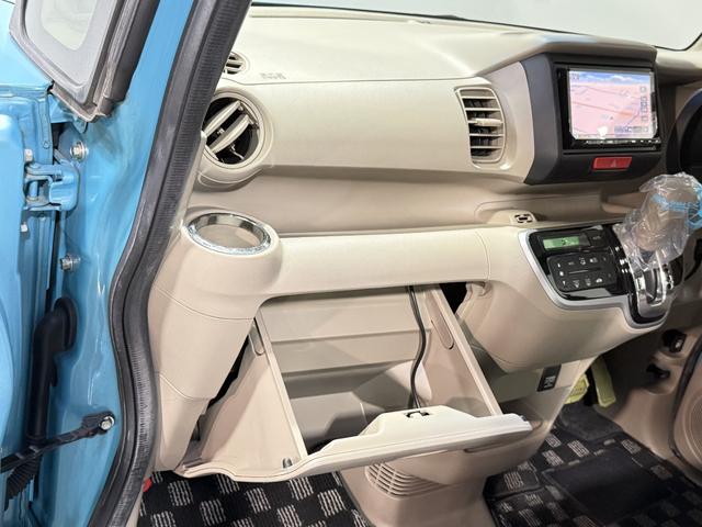 N-BOX G 保証付き 修復歴無 ETC Bカメラ フルセグナビ BT DVD CTBA ESC Pスタート Aストップ AAC スマートキー 電格ミラー 革調シートカバー シートハイトアジャスター あんしんPKG(73枚目)