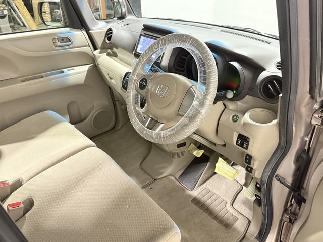 N-BOX G・Lパッケージ 保証付き 修復歴無 Bカメラ 両側電動スライド 純正ナビ USB CD ESC プッシュスタート アイドリングストップ ステアリングスイッチ オートエアコン スマートキー 電動格納ミラー ベンチシート(29枚目)