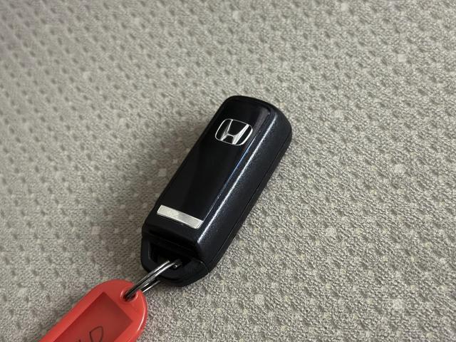 N-BOX G・Lパッケージ 保証付き 修復歴無 Bカメラ 両側電動スライド 純正ナビ USB CD ESC プッシュスタート アイドリングストップ ステアリングスイッチ オートエアコン スマートキー 電動格納ミラー ベンチシート(79枚目)