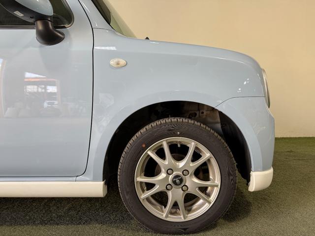 アルトラパン リミテッド　保証付き　修復歴無　シートヒーター　Ｐスタート　スマートキー　社外１４インチＡＷ　Ｆ／Ｓ／Ｒスポイラー付　電動格納ミラー　純正オーディオ　ＣＤ　レベライザー　ベンチシート　フルフラット　シートリフター（20枚目）