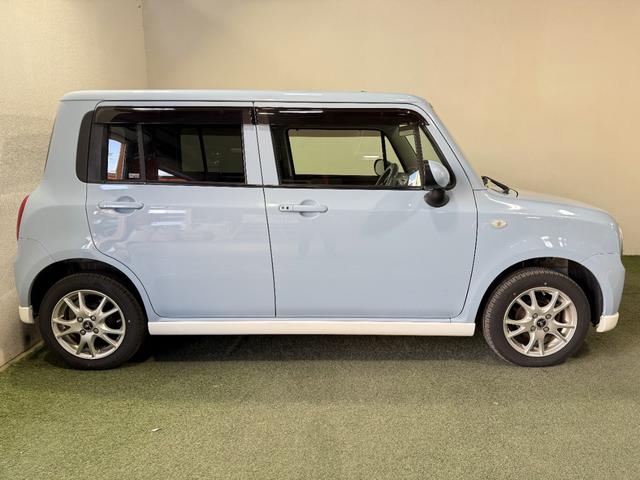 アルトラパン リミテッド　保証付き　修復歴無　シートヒーター　Ｐスタート　スマートキー　社外１４インチＡＷ　Ｆ／Ｓ／Ｒスポイラー付　電動格納ミラー　純正オーディオ　ＣＤ　レベライザー　ベンチシート　フルフラット　シートリフター（24枚目）