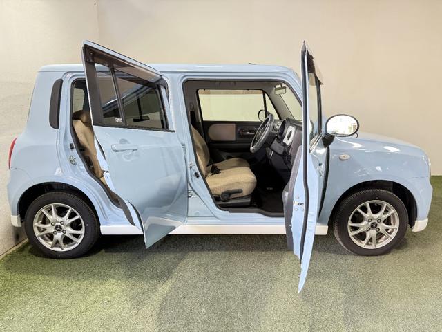 アルトラパン リミテッド　保証付き　修復歴無　シートヒーター　Ｐスタート　スマートキー　社外１４インチＡＷ　Ｆ／Ｓ／Ｒスポイラー付　電動格納ミラー　純正オーディオ　ＣＤ　レベライザー　ベンチシート　フルフラット　シートリフター（25枚目）